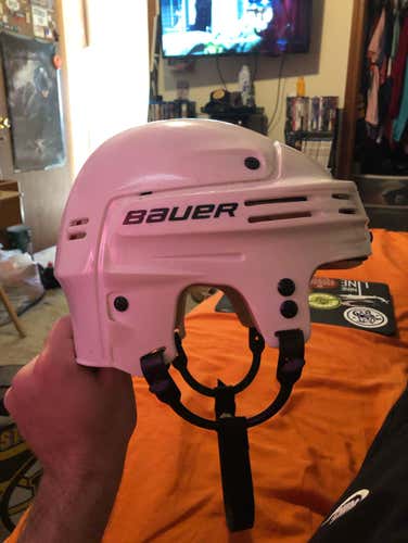 Bauer 4500 medium White Helmet