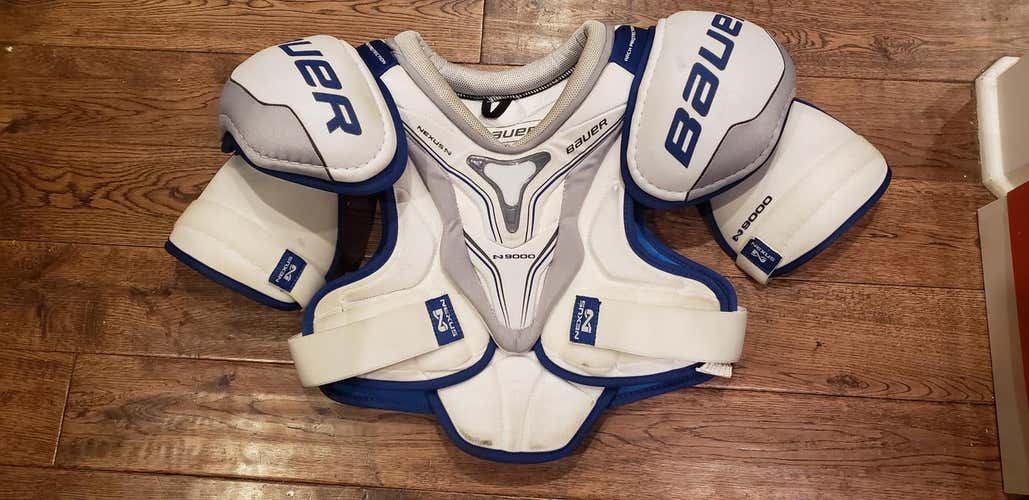 Bauer N9000 Shoulder Pads