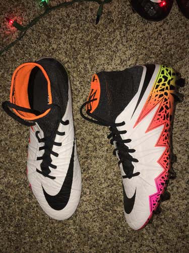 New Nike Hypervenom Phantom Cleats Size 10