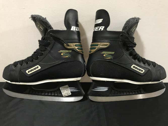 All-Black Bauer Supreme Skates Junior Size 5.5