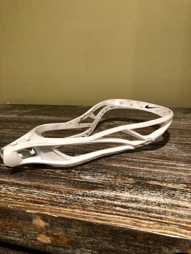 Nike Lakota U Lacrosse Head