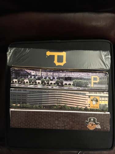 Set of 4 Pittsburgh Pirates Collectors Plates, Bill Mazeroski SGA, Forbes Field, 3 Rivers, PNC Park