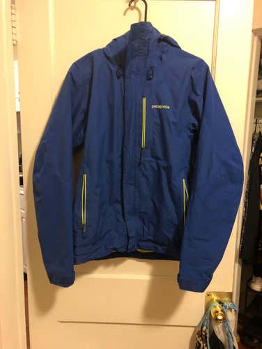 Patagonia Men's Jacket - Small