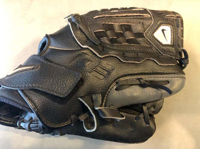Nike DE Edge 11.00 Glove