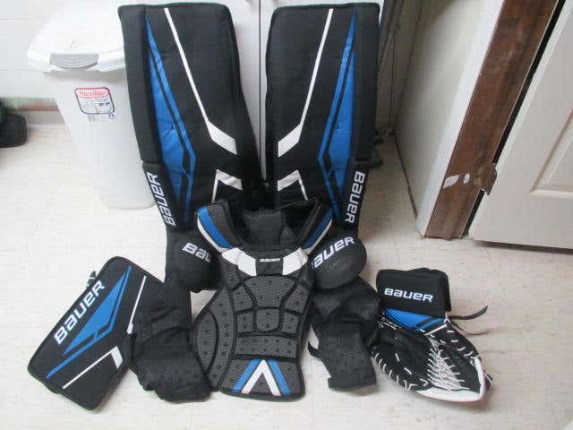 Bauer Street Senior Goalie Equipment Combo