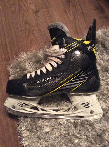 CCM Super Tacks Skates Size 9.5