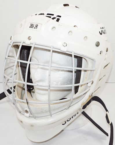 JOFA HOCKEY JR WHITE GOALIE HELMET JUNIOR 6 1/2 - 7 1/4 - FITS ADULT SMALL/MED