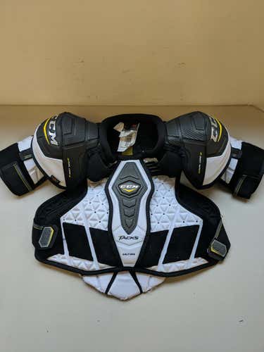 CCM Ultra Tacks Shoulder Pads Junior L