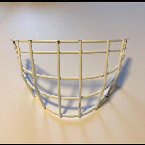 Bauer NME Senior Straight Bar Cage White