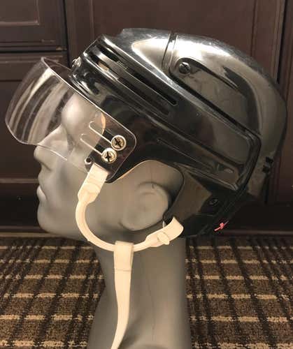 Bauer 4500 Medium Visor Black