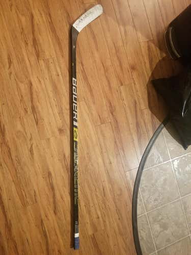 Bauer Supreme 2S Pro Stick P14 Toews RH