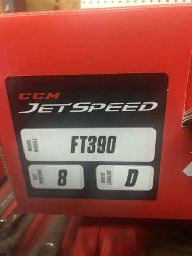 CCM FT390 SIZE 8 (NEW)