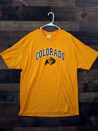 New NCAA College UNIVERSITY COLORADO BUFFALOES Gold Black Team Shirt
