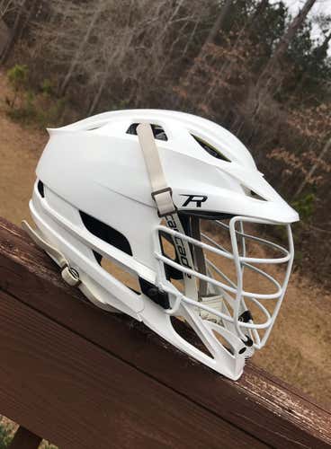All White Cascade R New