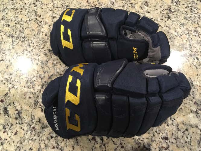 Vladimir Tarasenko 91 CCM PRO HG 90PR Pro Stock Gloves New Rare