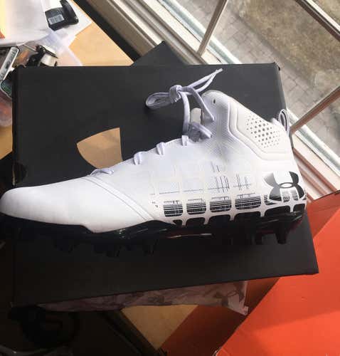 BRAND NEW UNDER ARMOUR BANSHEE CLEATS 9.5
