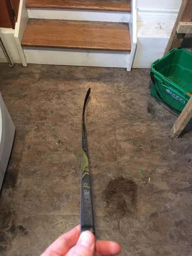 Like New 1S LH Ovechkin P92 - JR 52 Flex Lie 6 -Griptac
