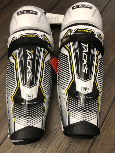 CCM 5092 Tacks 12” Shin Pads
