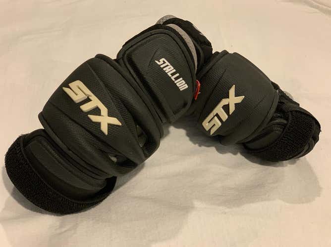 Black STX Stallion Elbow Pads