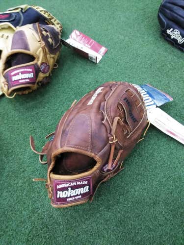 New Nokona PL1200 Glove