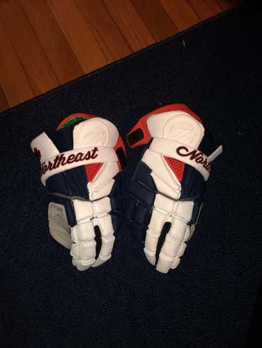Brand New FCA Northeast Maverik Gloves