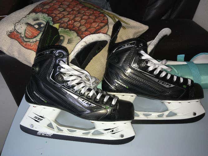 CCM RibCor 48K Pump Skates Senior Size 9.5