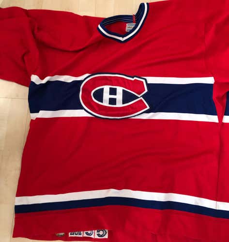Montreal Canadians Jersey With Fight Strap