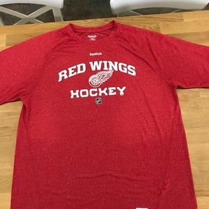 Reebok Red Wings Speed Wick workout shirt