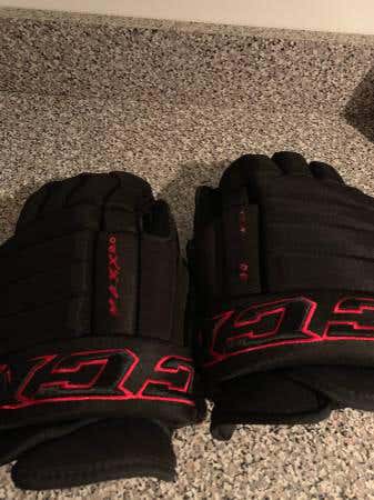 CCM Maxx 2.0 Gloves