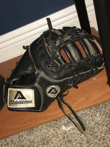 Akadema Precision First Base Glove