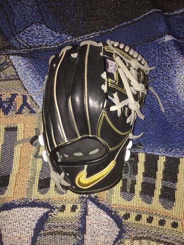 *RARE*Nike shadow elite J