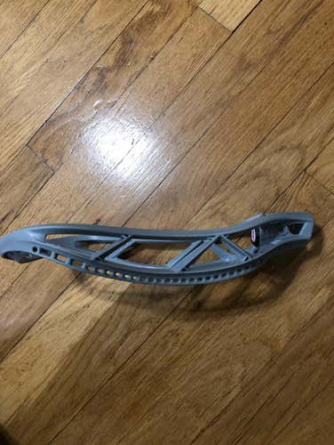 BN Signature Contract Unstrung