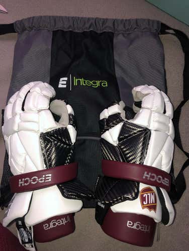 Epoch Integra Lacrosse Gloves (New)