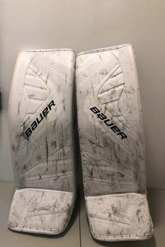 Bauer 32” Sr. Size Medium Hockey Goalie Leg Pads