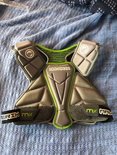 Maverik MX Shoulder Pads Size Small