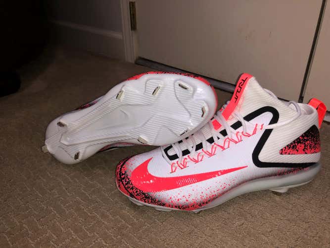 Nike Zoom Trout 3 Size 12.5