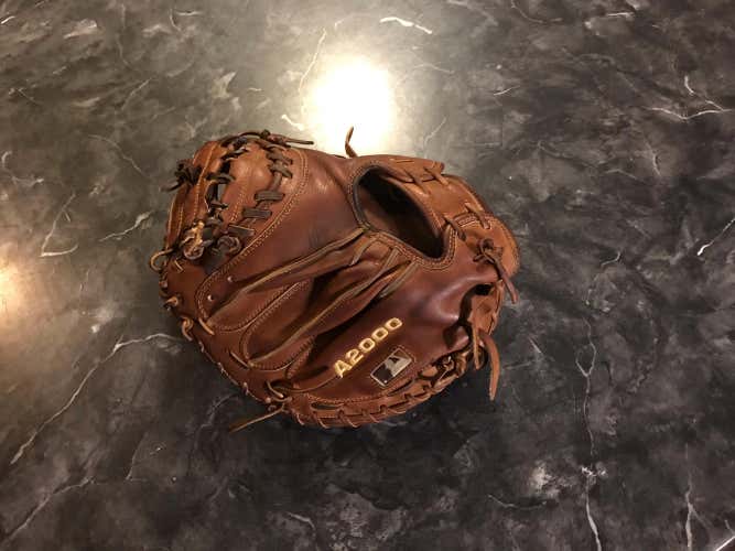 Wilson A2000 1791 32.5” Catchers Mitt