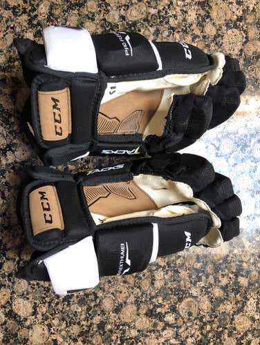 Ccm Tacks 4 Roll