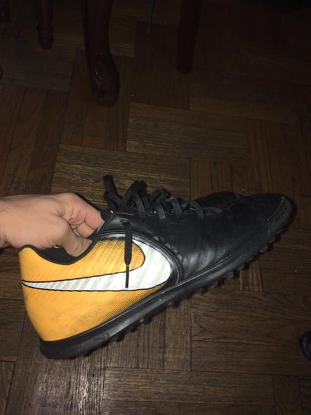 Tiempo Rio IV Turf Shoes