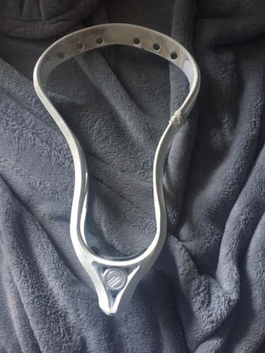 Used Cracked Maverik Centrik
