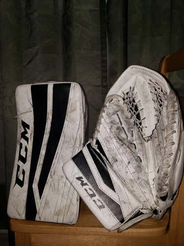 CCM Extreme Flex II 760 Goalie Glove & Blocker Regular Junior