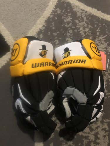 Appalachian State Team Issued Warrior Burn Pro Gloves