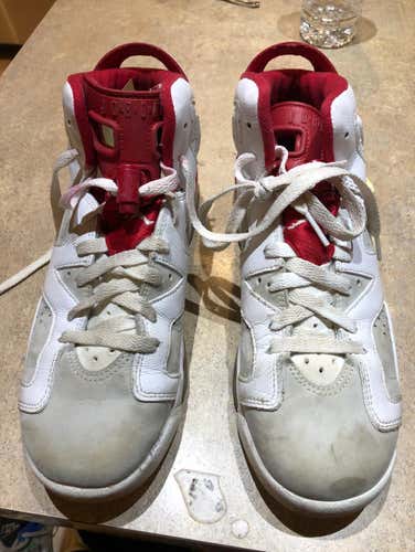 Jordan Sneakers Gently Worn