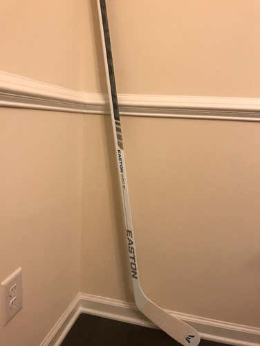 Easton Mako M5 P3 Hall Stick
