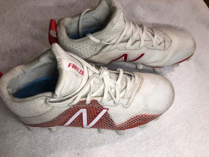 New Balance Freeze Cleats Size 6.5 Wide