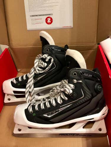NEW CCM Ribcore 50K Goalie Skates Senior Size 7.5 D