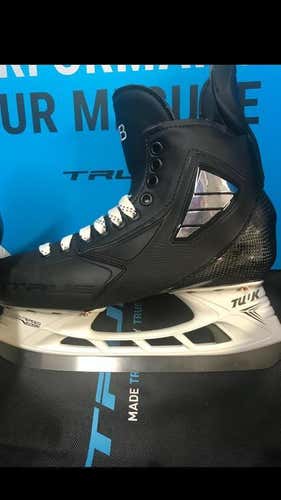 Almost New True VH Skates Senior Pro Stock Size 8