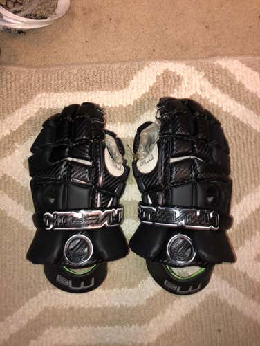 Maverick M3 Gloves (Used But New Condition)(No Odor)