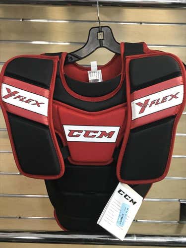 New CCM Goalie Chest Protector Youth Large/Extra Large