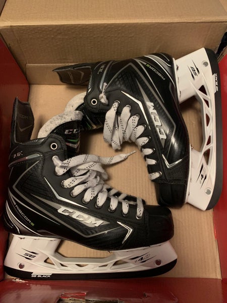 New CCM RibCor 70K Skates Senior Size 8